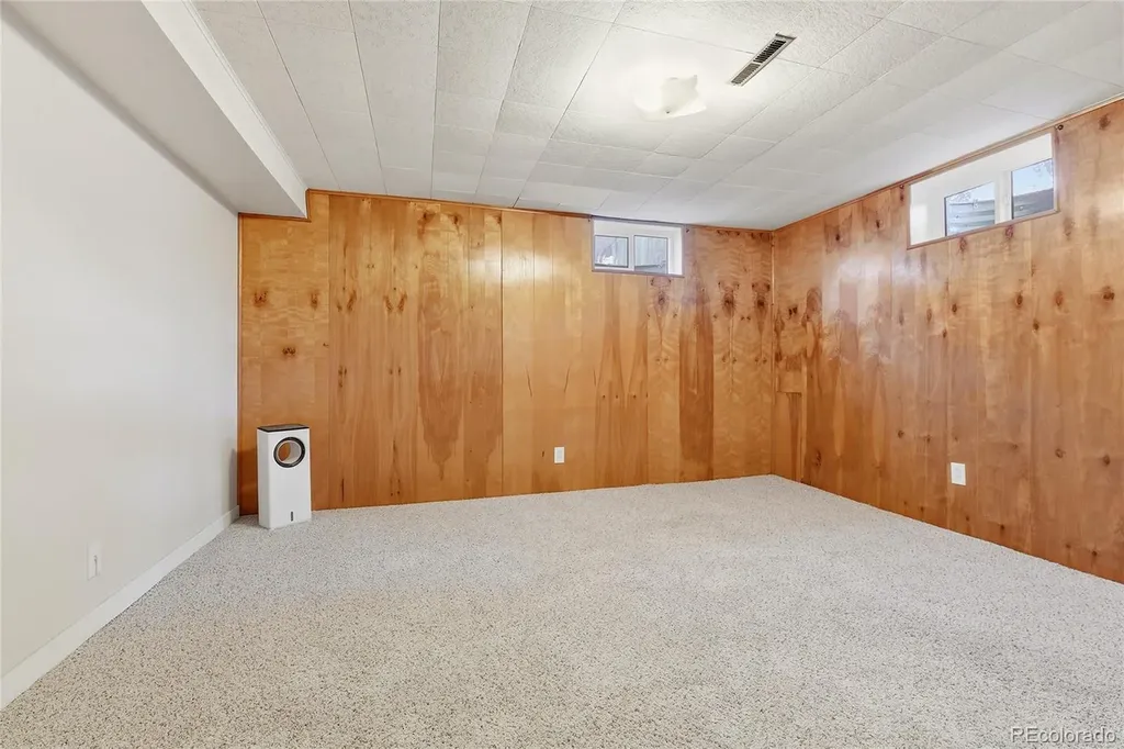 3323 W Monmouth Avenue Englewood CO 80110