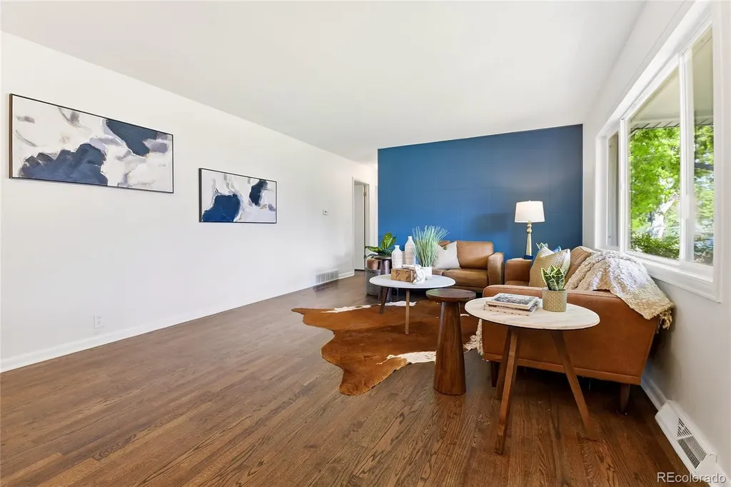 3323 W Monmouth Avenue Englewood CO 80110