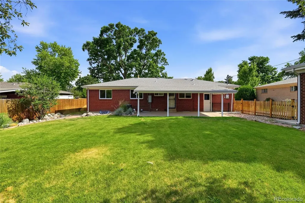 3323 W Monmouth Avenue Englewood CO 80110