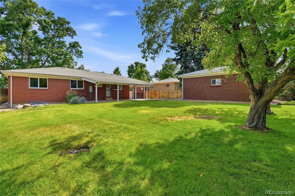 3323 W Monmouth Avenue Englewood CO 80110