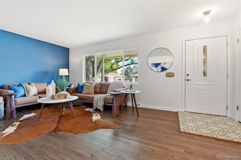 3323 W Monmouth Avenue Englewood CO 80110