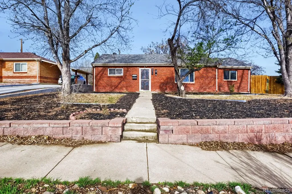 8861 Poze Boulevard Thornton CO 80229