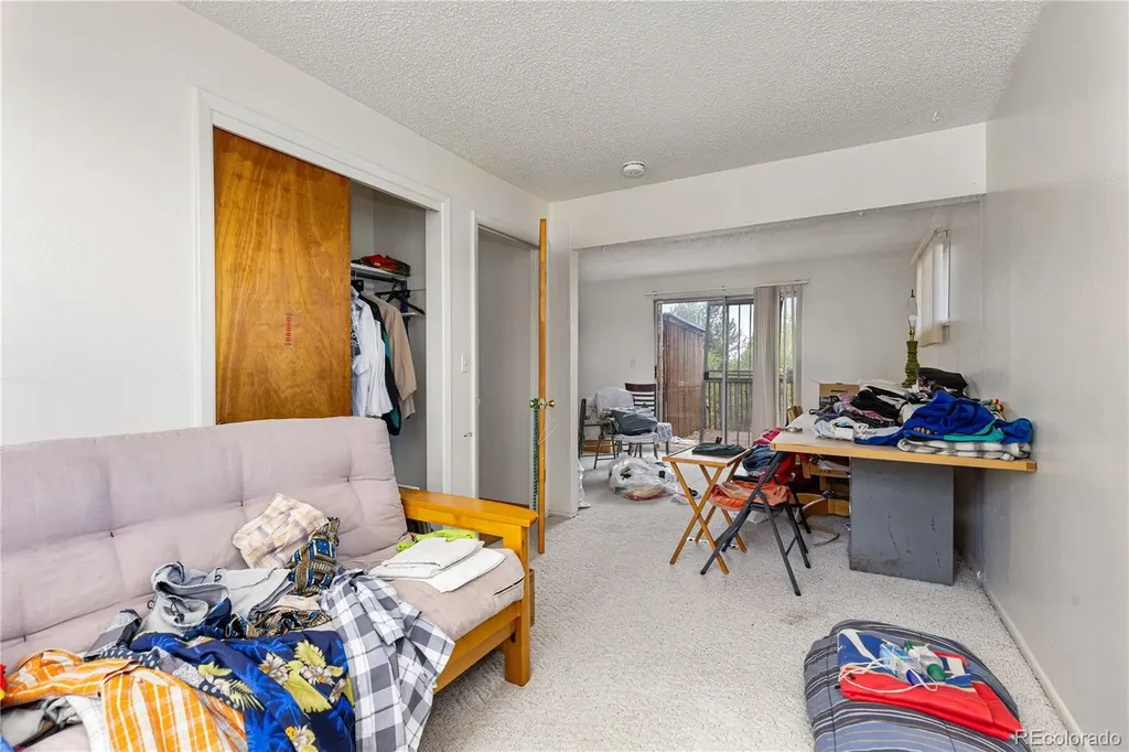 1259 Dearborn Street Aurora CO 80011