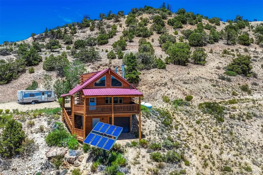 32001 Cr 43bb Saguache CO 81149