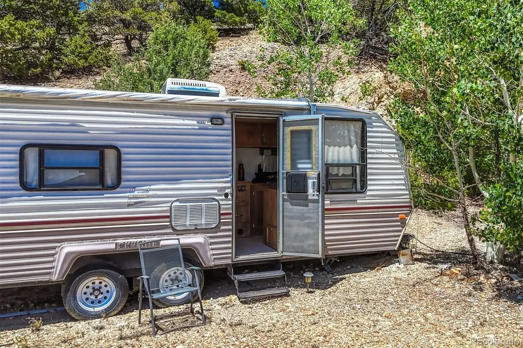 32001 Cr 43bb Saguache CO 81149