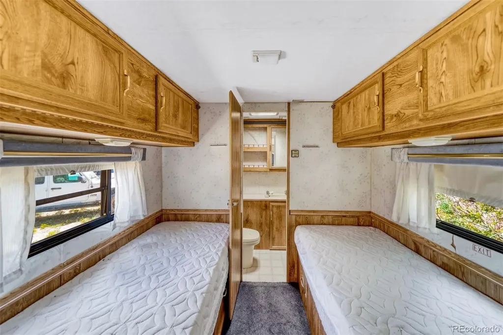 32001 Cr 43bb Saguache CO 81149