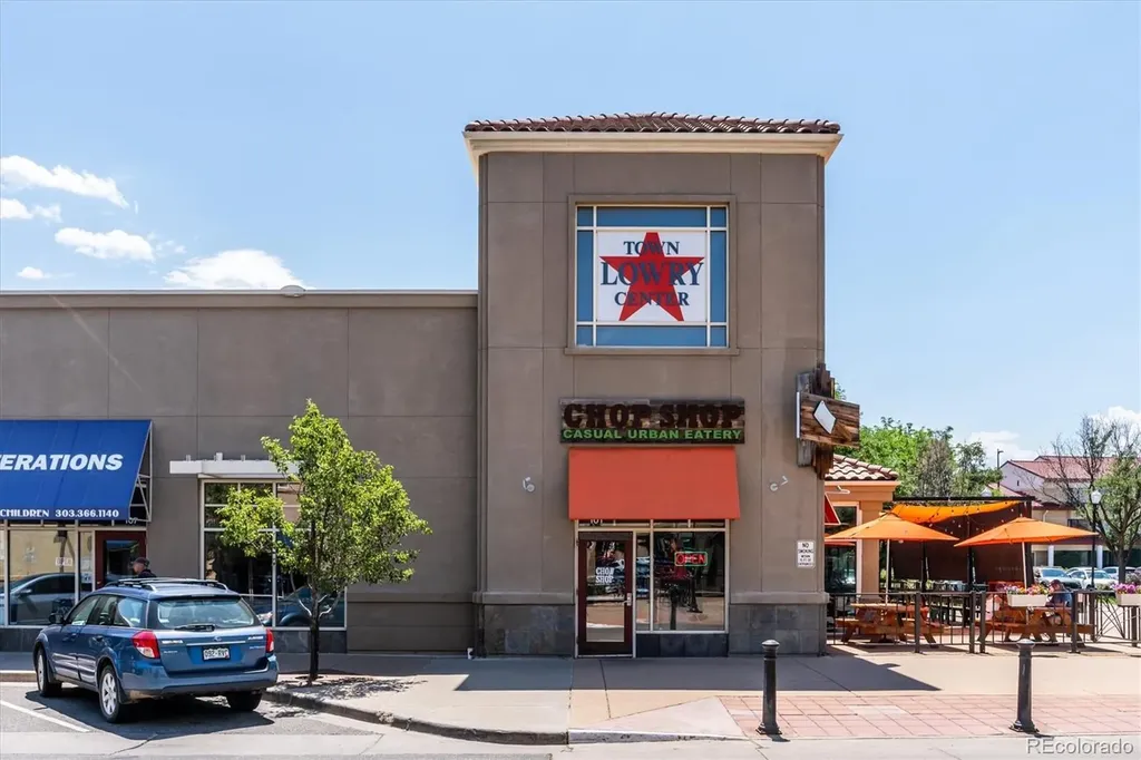 220 Roslyn Street Denver CO 80230