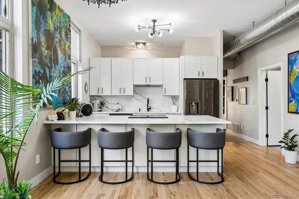 220 Roslyn Street Denver CO 80230