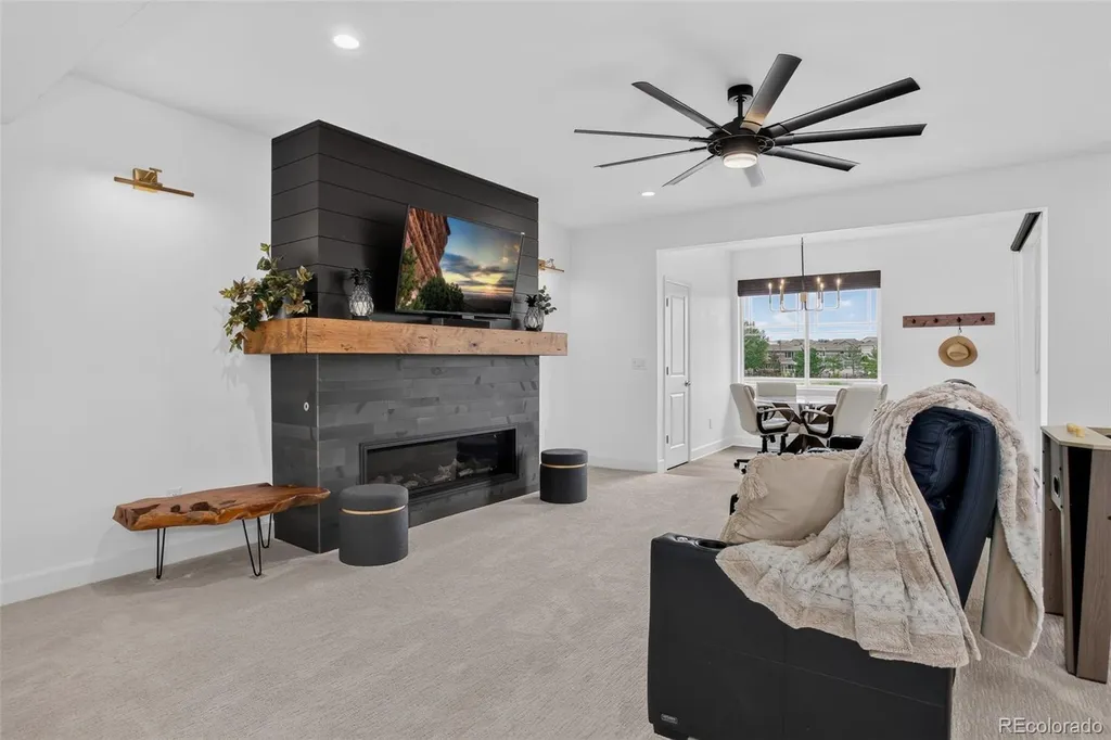 7100 S Riverwood Way Aurora CO 80016