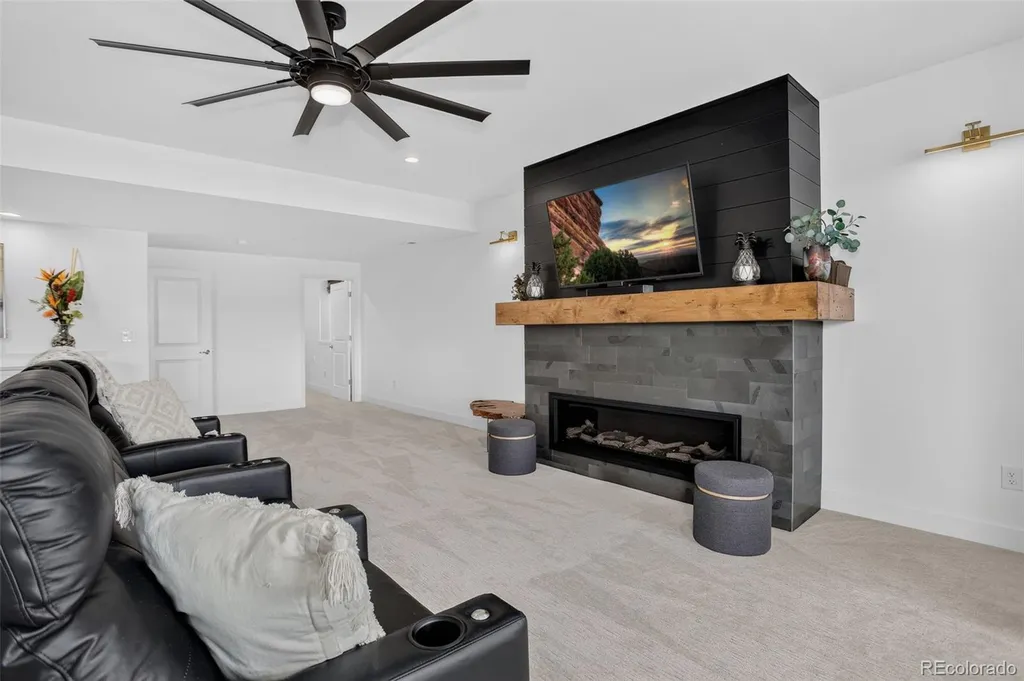 7100 S Riverwood Way Aurora CO 80016
