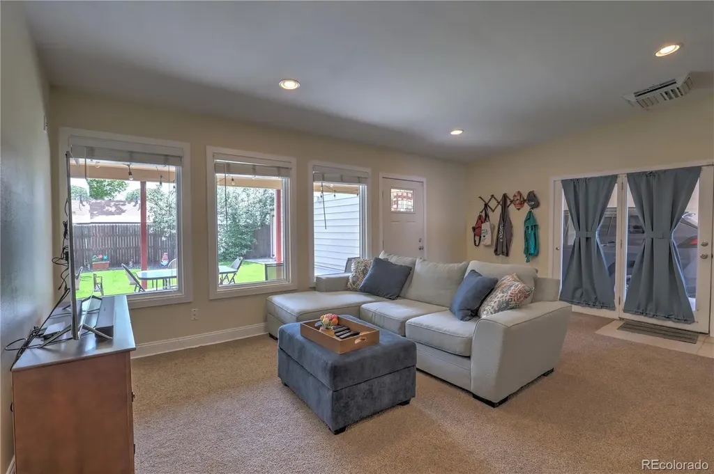 2610 S King Street Denver CO 80219