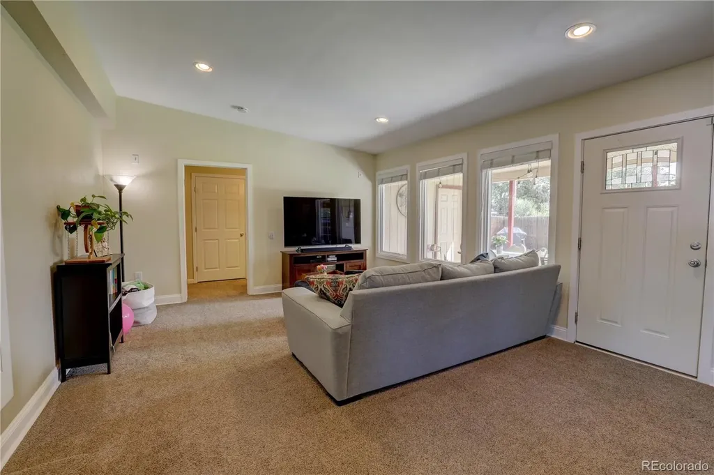 2610 S King Street Denver CO 80219