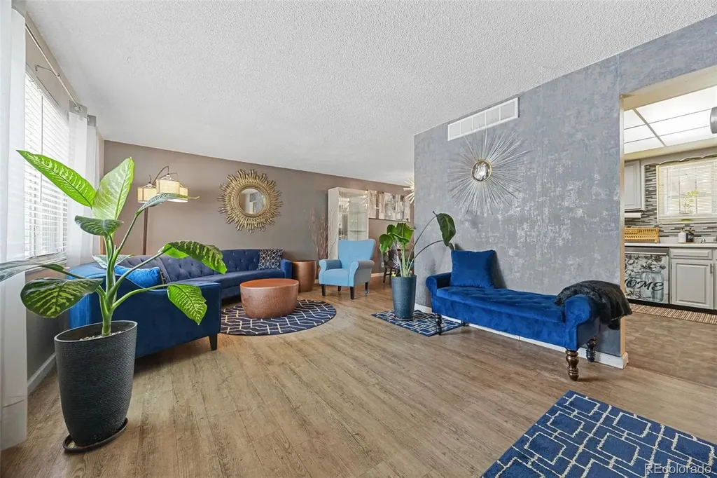 4725 Topeka Court Denver CO 80239
