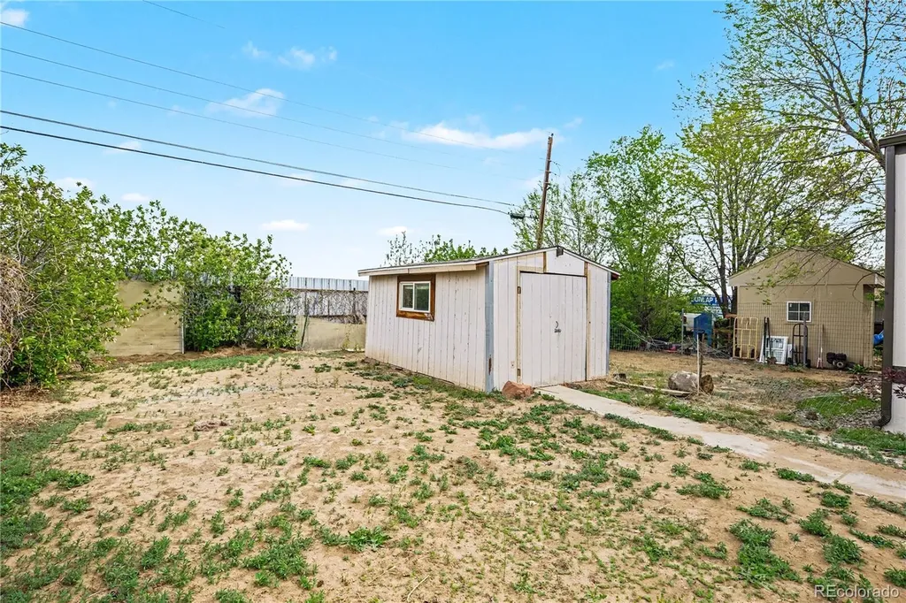 1203 Lilac Lochbuie CO 80603