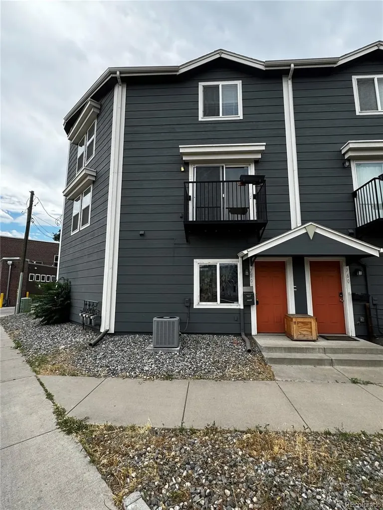 750 32nd Street Denver CO 80205