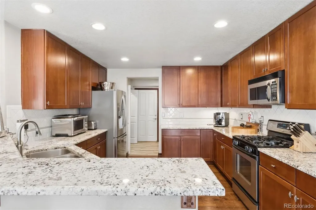 12826 Mayfair Way Englewood CO 80112
