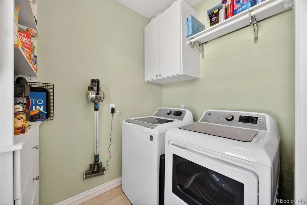 2933 Lawrence Street Denver CO 80205