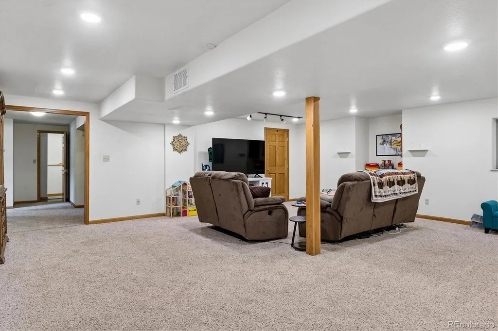 3825 Wesley Court Colorado Springs CO 80917