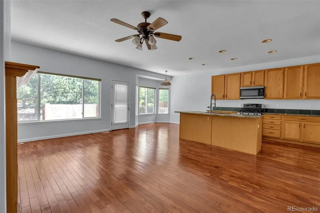21027 Hawthorne Lane Parker CO 80138