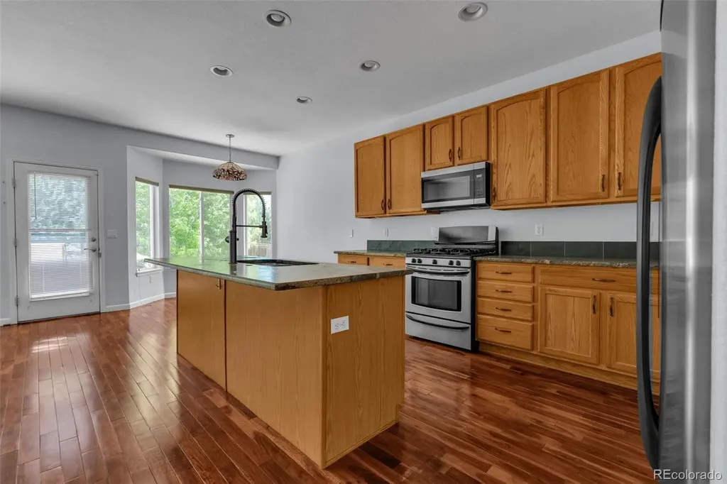21027 Hawthorne Lane Parker CO 80138
