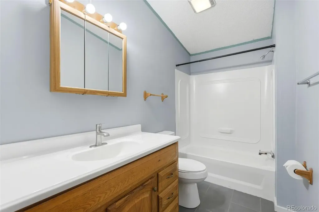 1801 W 92nd Avenue Denver CO 80260