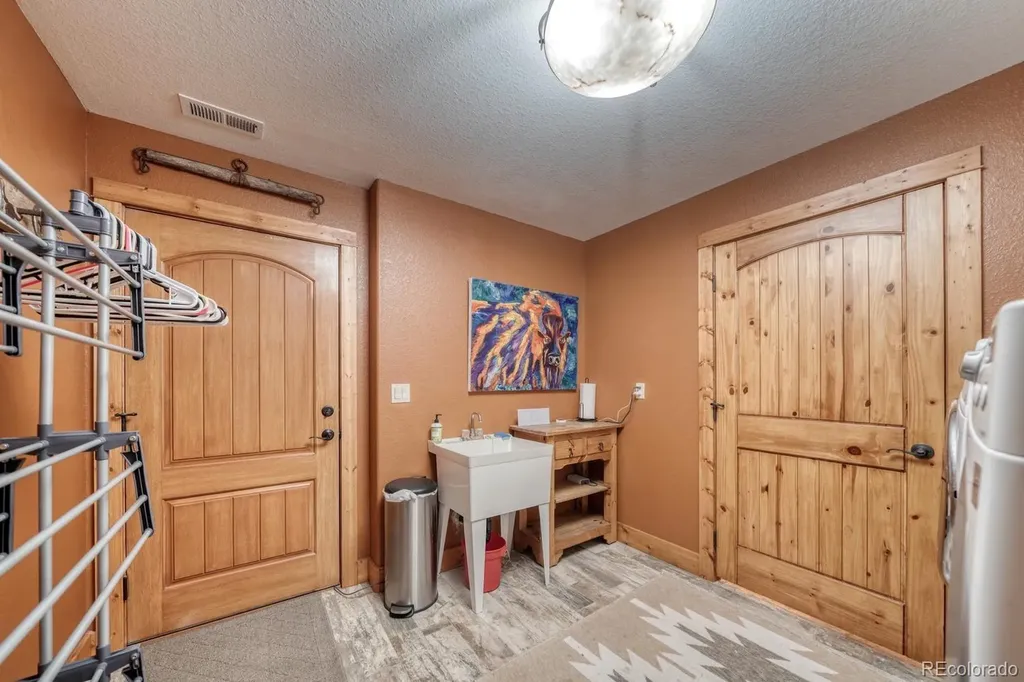 2977 High Creek Road Fairplay CO 80440