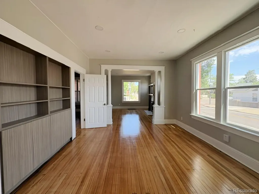 493 S Lincoln Street Denver CO 80209