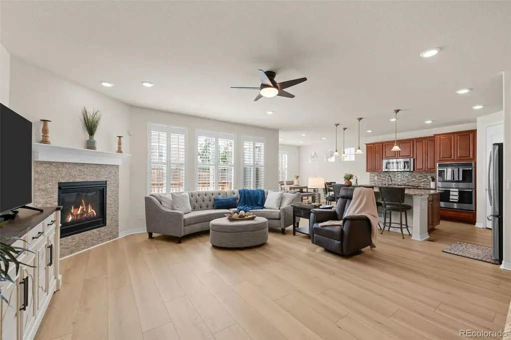 2414 Leafdale Circle Castle Rock CO 80109
