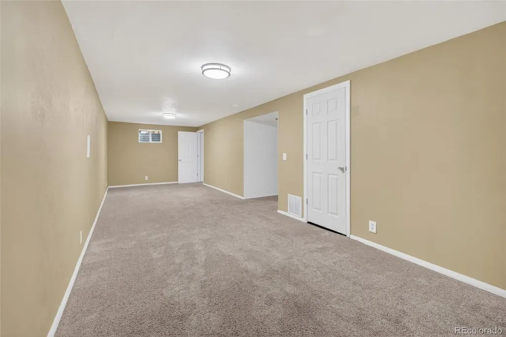 19054 W 61st Place Golden CO 80403