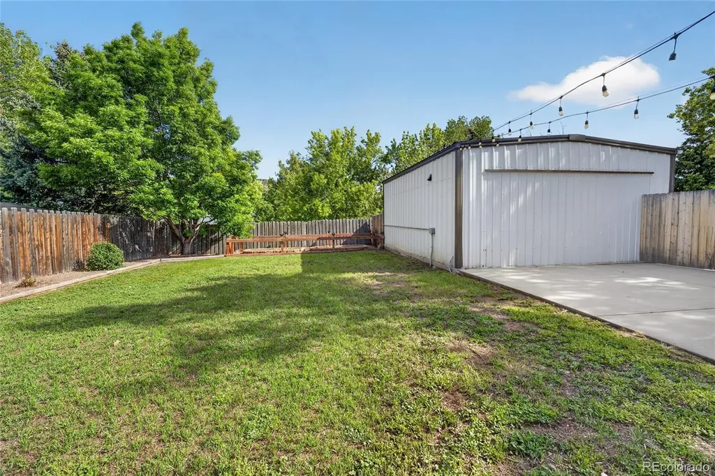 19054 W 61st Place Golden CO 80403