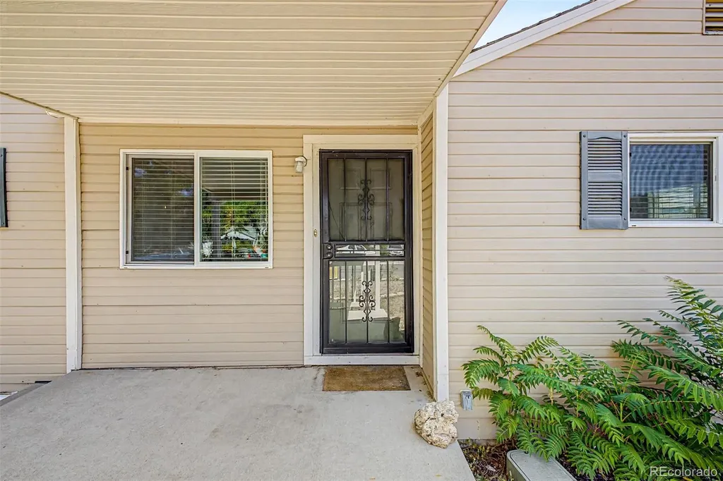 1956 Geneva Street Aurora CO 80010