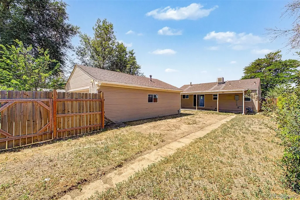 1956 Geneva Street Aurora CO 80010