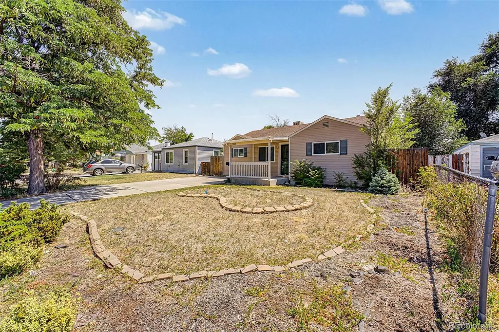 1956 Geneva Street Aurora CO 80010
