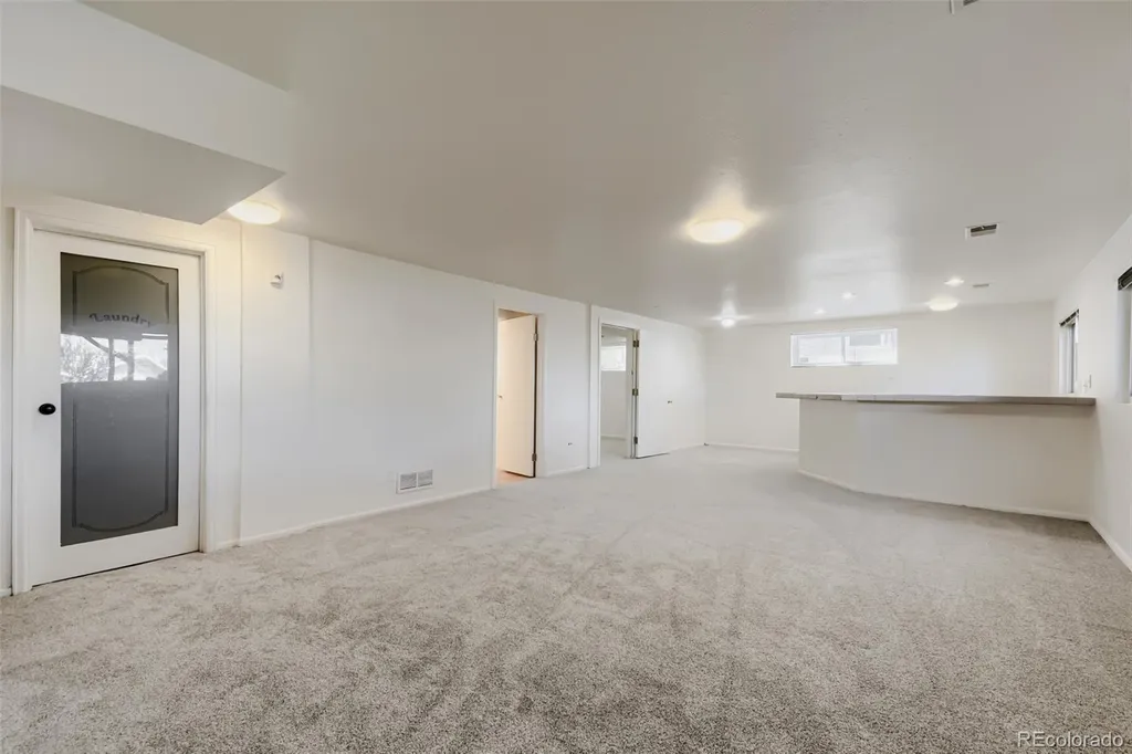 3077 S Rosemary Street Denver CO 80231