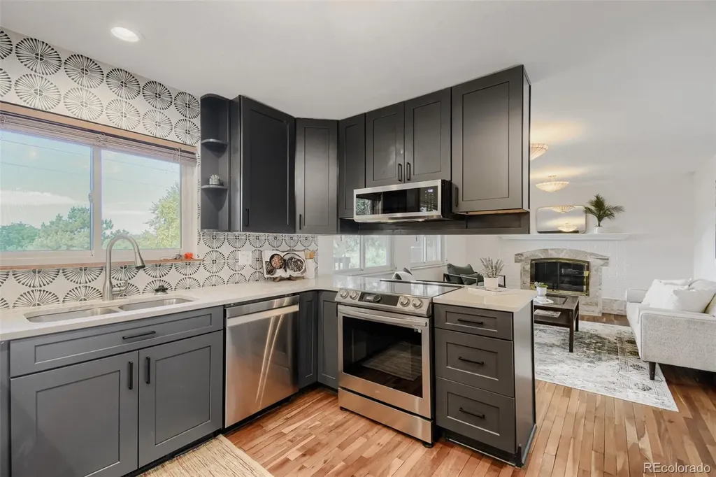 3077 S Rosemary Street Denver CO 80231