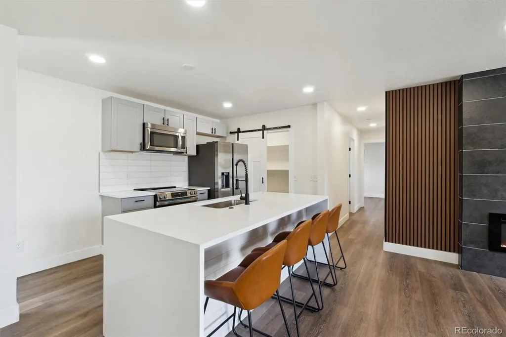 2840 Cottonwood Drive Denver CO 80221