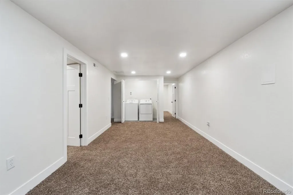 2840 Cottonwood Drive Denver CO 80221