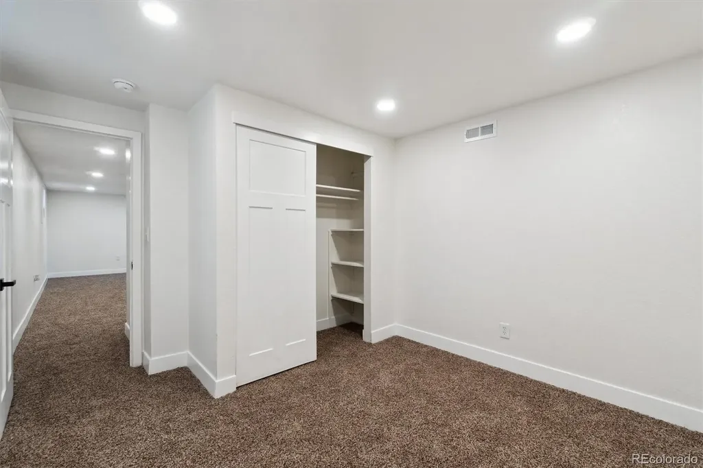 2840 Cottonwood Drive Denver CO 80221