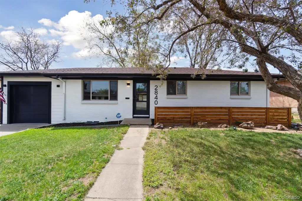 2840 Cottonwood Drive Denver CO 80221