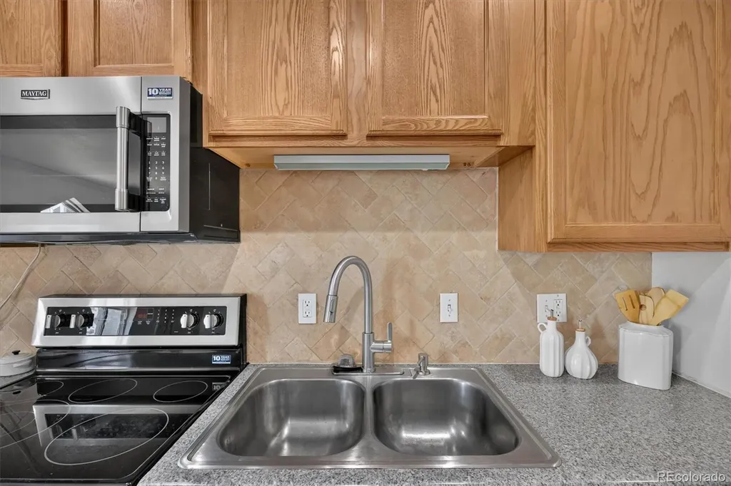 3420 S Locust Street Denver CO 80222