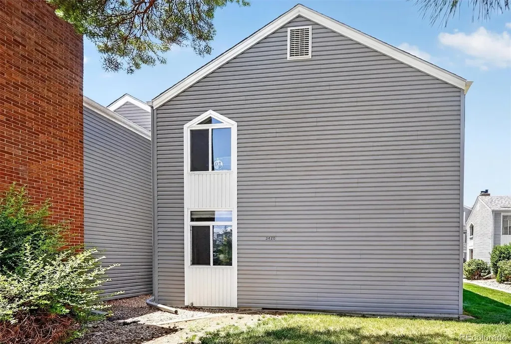 3420 S Locust Street Denver CO 80222