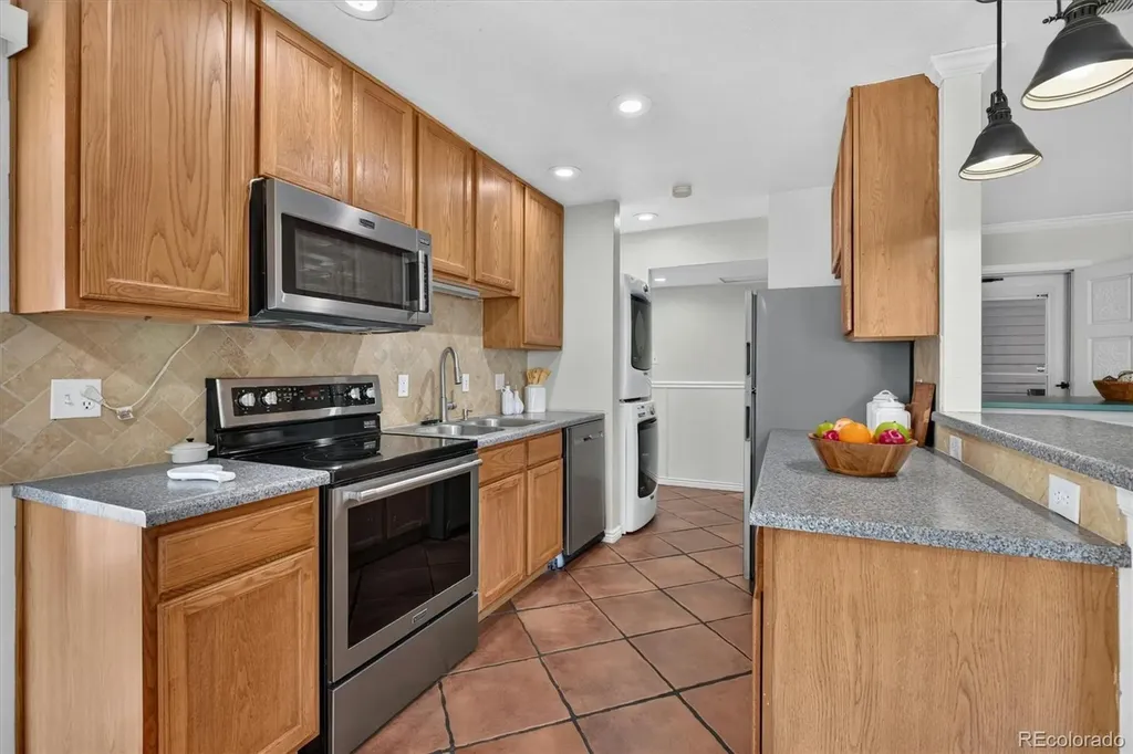 3420 S Locust Street Denver CO 80222