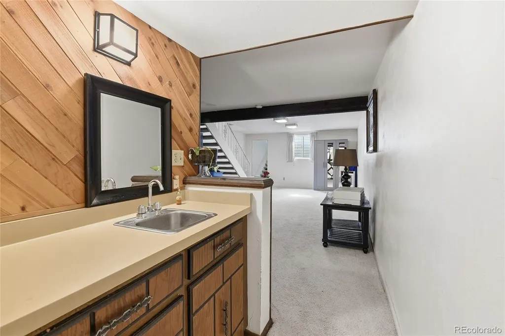 6352 E Mississippi Avenue Denver CO 80224