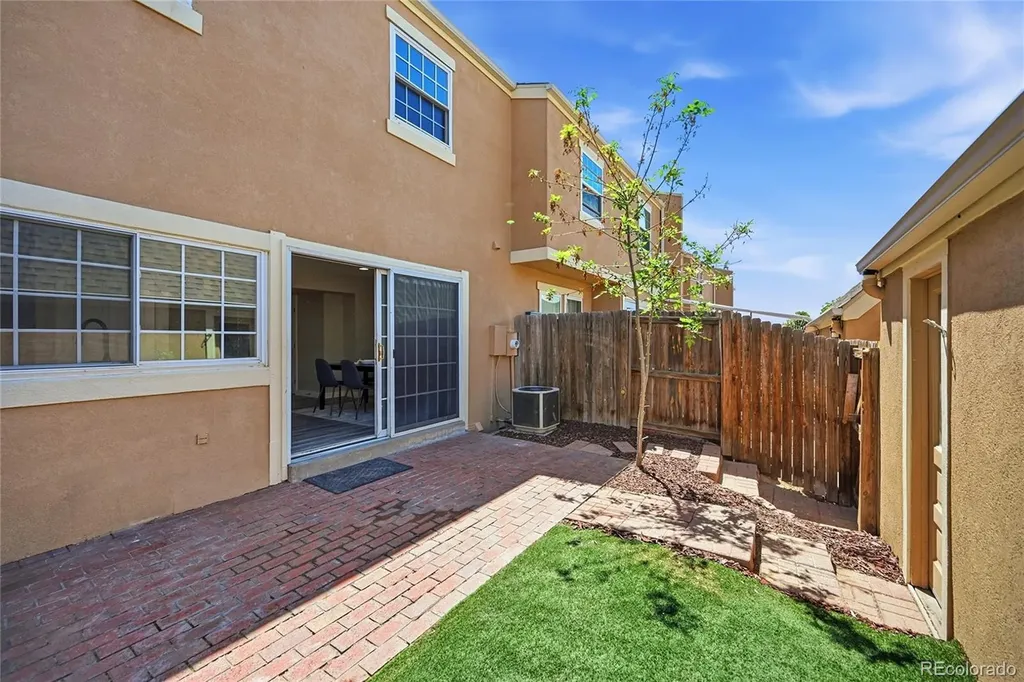 2888 S Ursula Street Aurora CO 80014