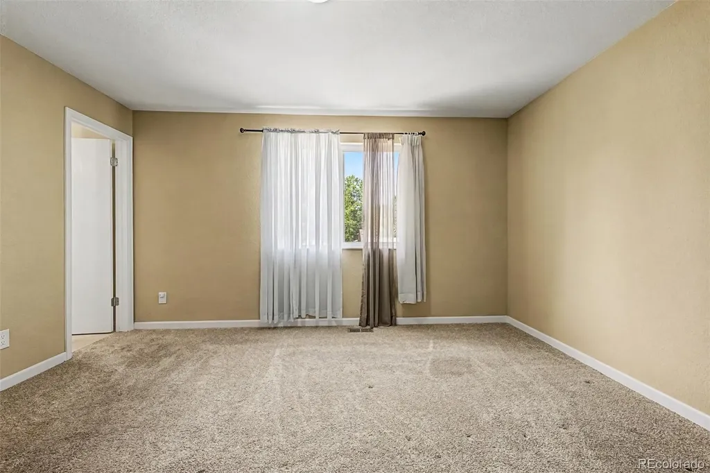 1526 S Fraser Way Aurora CO 80012