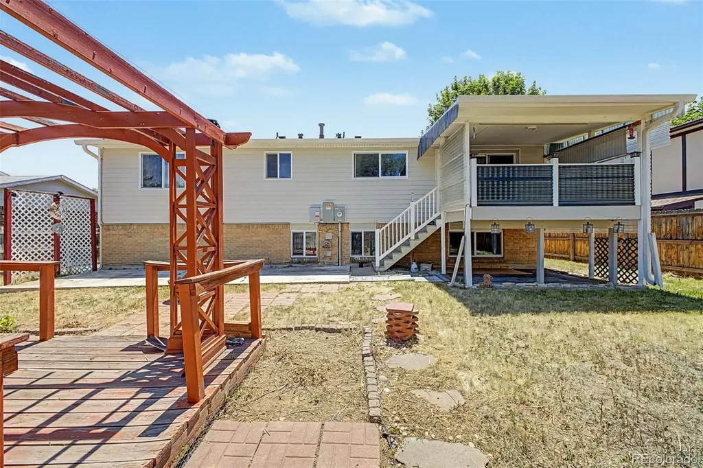 1526 S Fraser Way Aurora CO 80012