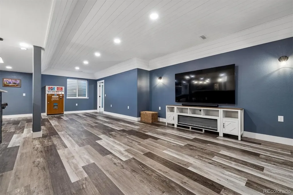 42041 Colonial Trail Elizabeth CO 80107