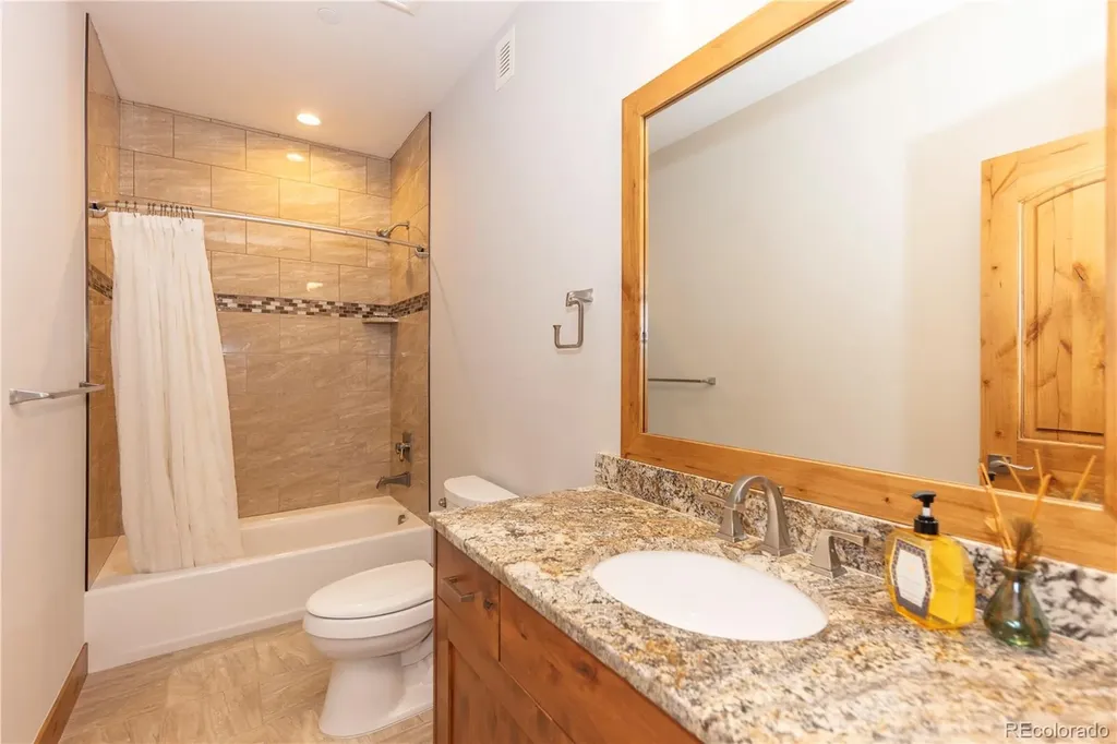 2045 Currant Way Silverthorne CO 80498