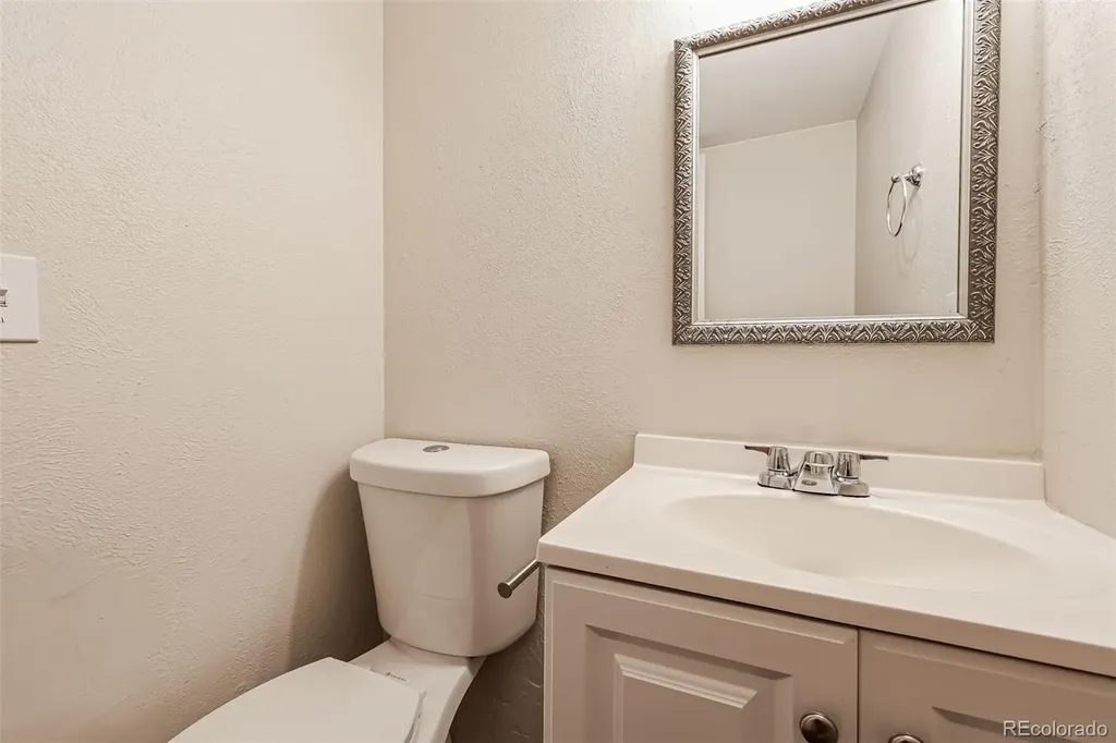 8239 Quay Drive Arvada CO 80003