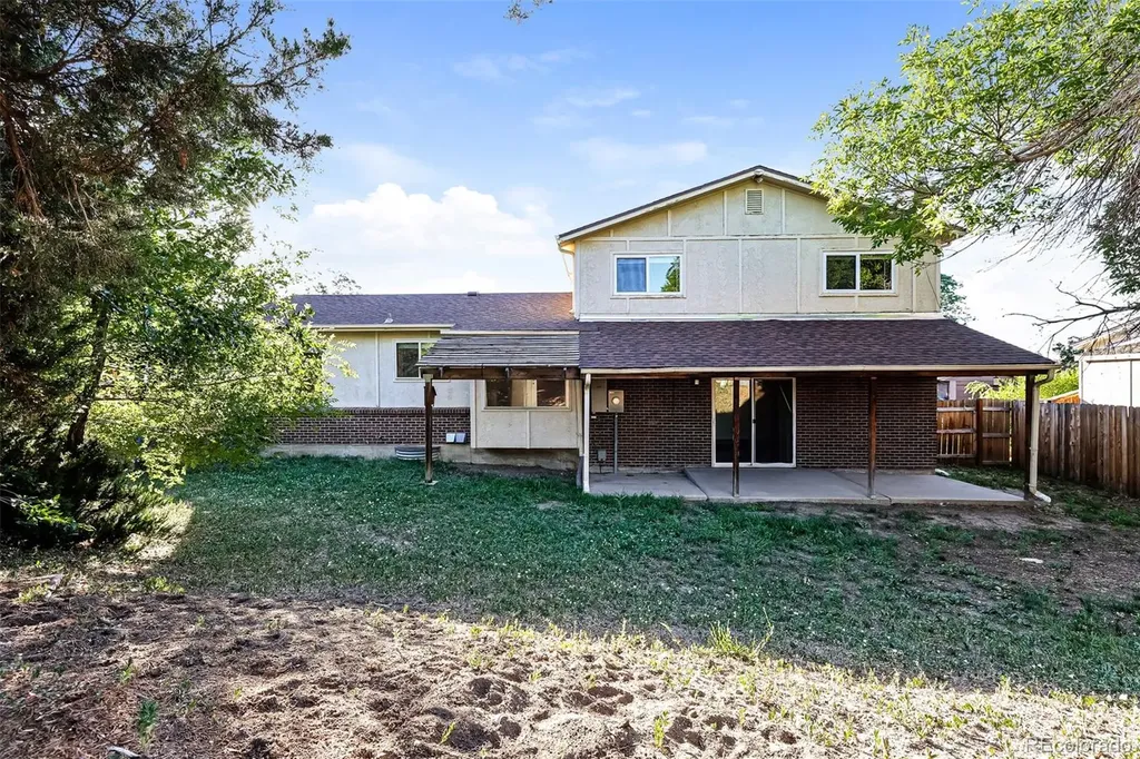 8239 Quay Drive Arvada CO 80003